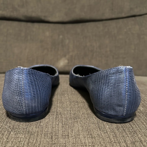 NINE WEST Flats with Patent Leather Toe - Picture 3 of 5